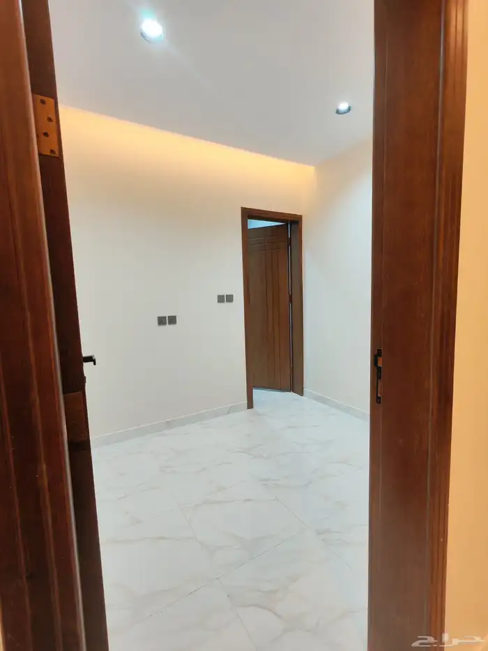 للبيع روف علوي مع ملحق وبايكه سياره ح النور بشمال الخميس 33