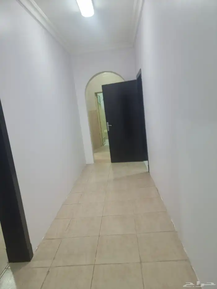 للاجار شثة حي بدر خمس غرف 9