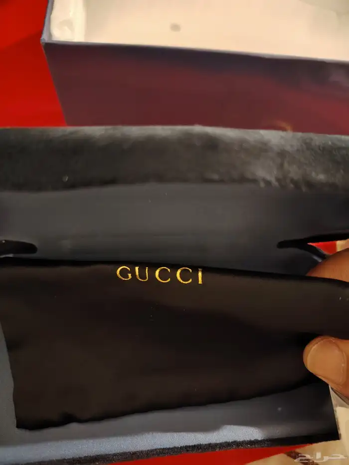 نظارات قوتشي اصليه مع ملحقاتها 8