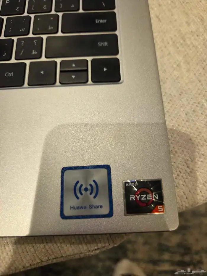 لابتوب هواوي نظيف للبيع 1