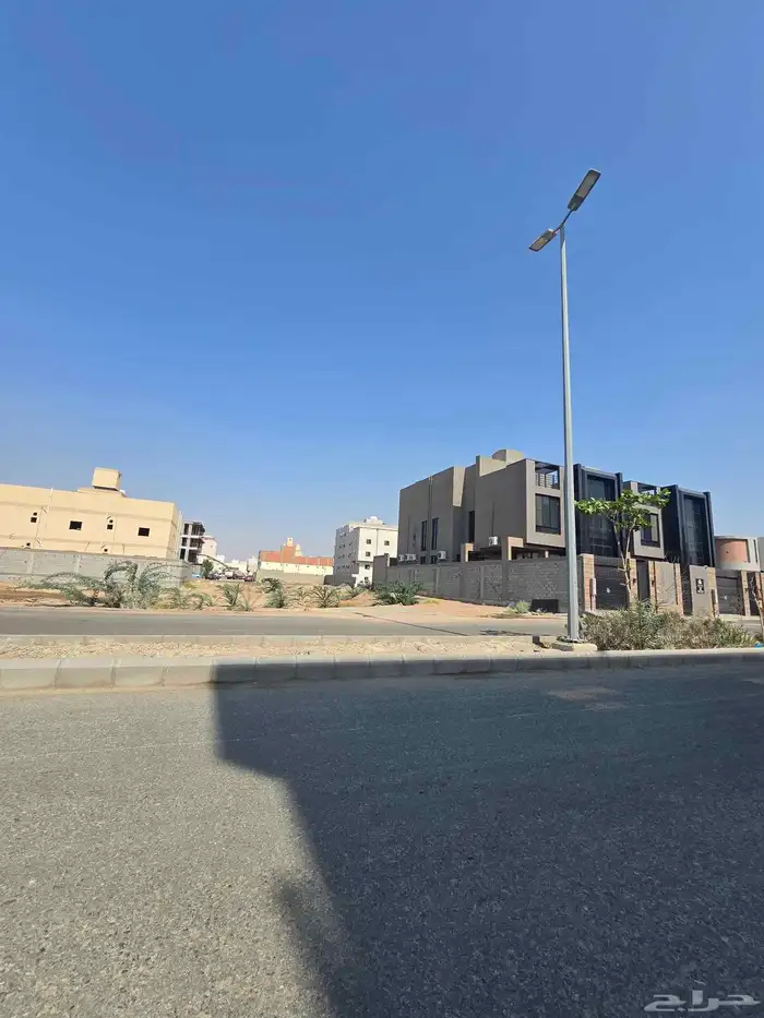 أرض للبيع مخطط ولي العهد 1 شارع 25 موقع مميز 5