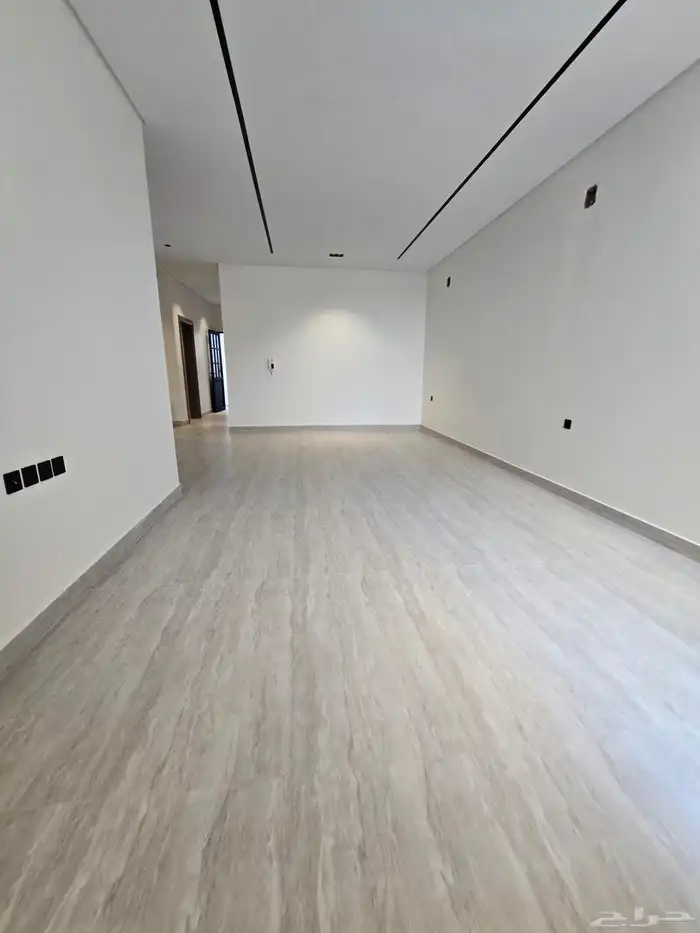 فلا دور علوي معا شقه للبيع حي زهره البديعه 900 الف 7