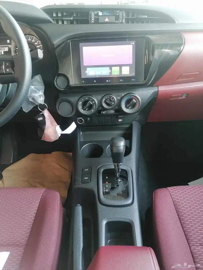 هايلوكس غمارتين بنزين GLX أتوماتيك بدون دبل موديل 2026 7