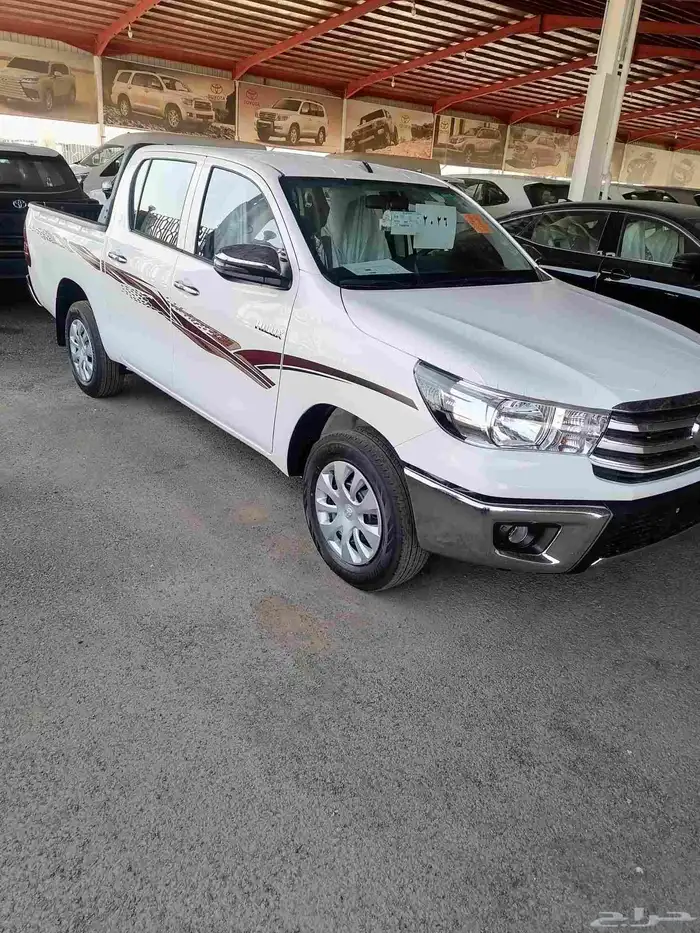 هايلوكس غمارتين بنزين GLX أتوماتيك بدون دبل موديل 2026 1