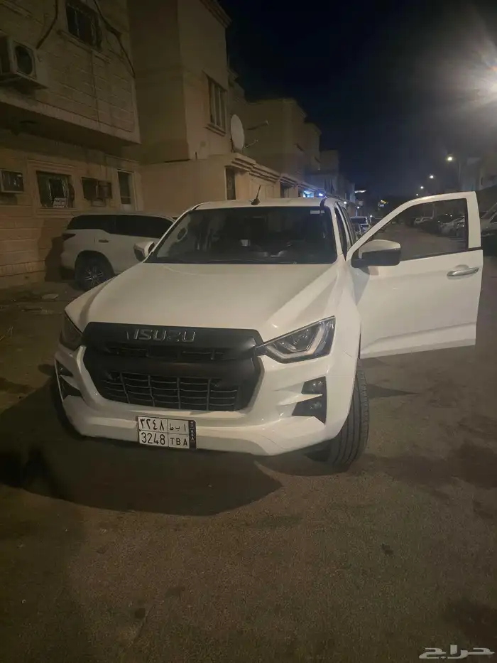 ايسوزو ديماكس 2022 1