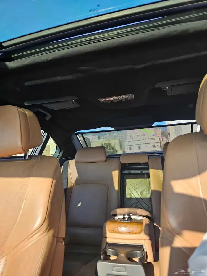 بي ام دبليو 2010 740li العداد 221500 21