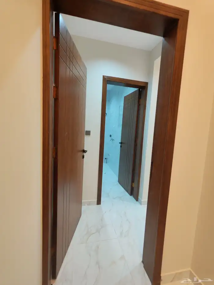 للبيع روف علوي مع ملحق وبايكه سياره ح النور بشمال الخميس 22