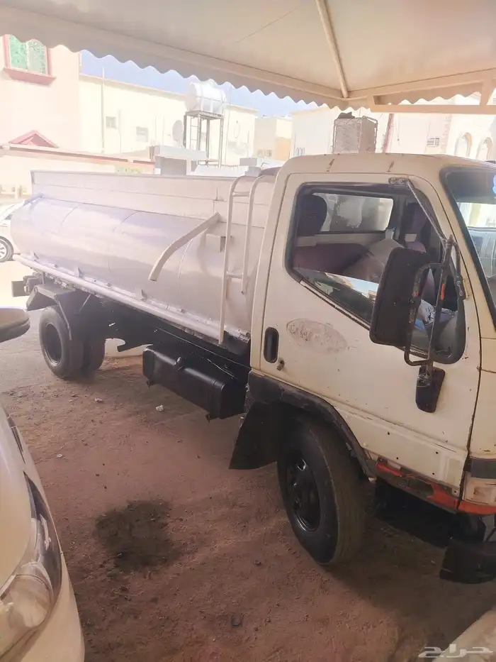 دينا ميتسوبيشي 2000 0