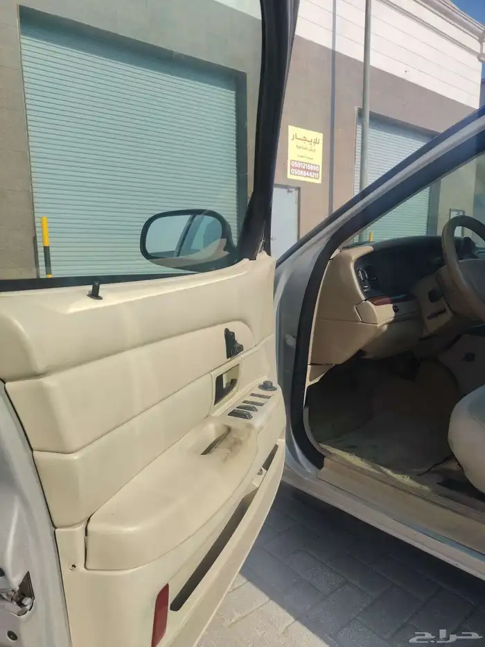 فورد فكتوريا سعودي 5