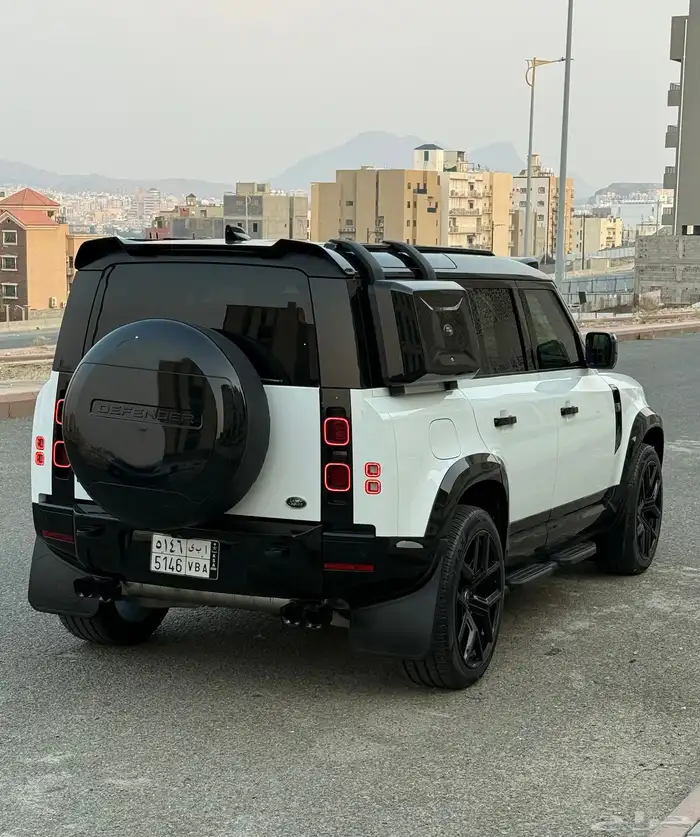 دفيندر HSE V6 4