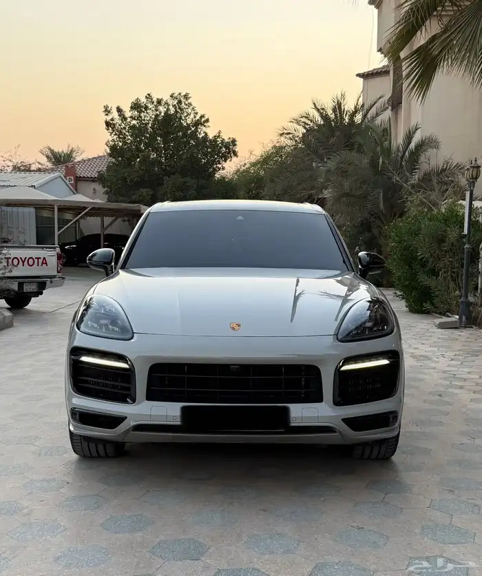 بورش كايين GTS موديل 2022 على الضمان 1