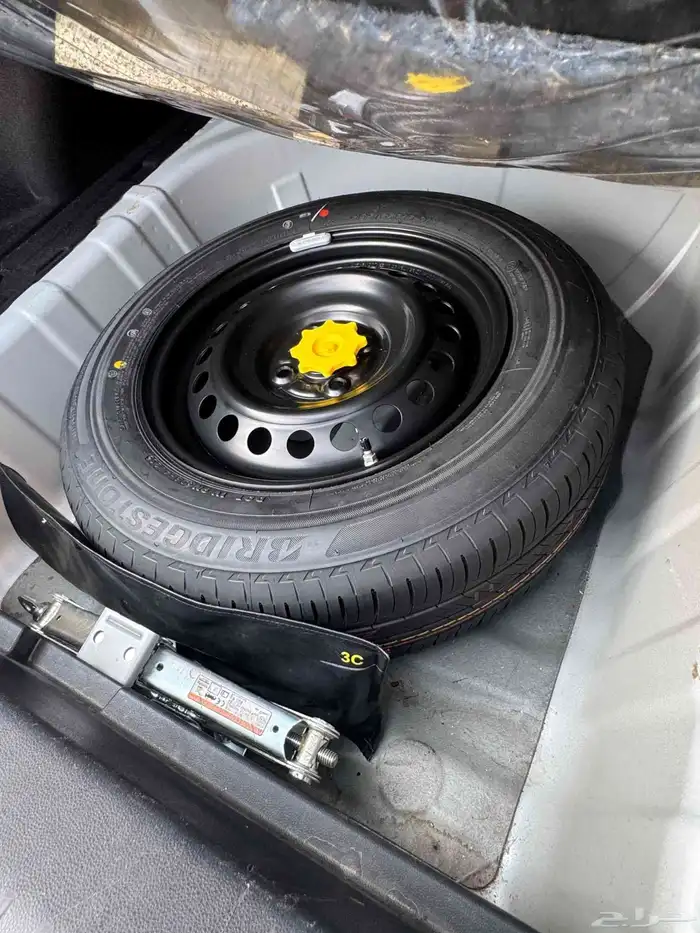 تويوتا يارس 2024l 15