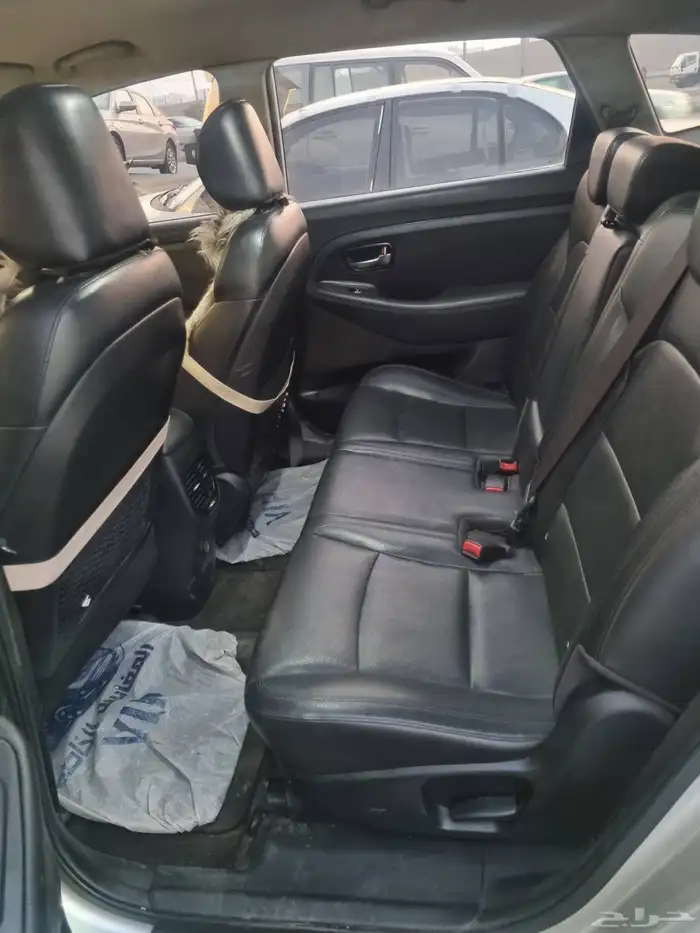 سياره كيا كارنس موديل 2015 ممشى 177الف 4