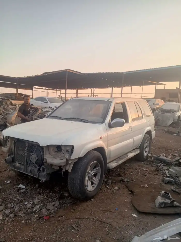 نيسان باسفندر موديل2003. تشليح قطع غيار 0