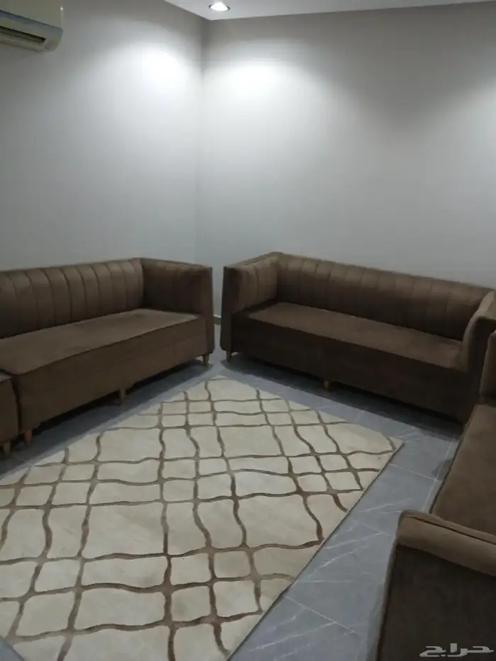 طقم كنب اربعه قطع نظيف مع فرشه وستاره 0