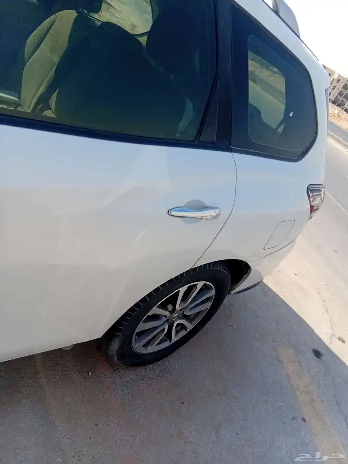 سيارة نيسان بايتفايندر 2.14 للبيع تشليح مكينة جير تمام 6