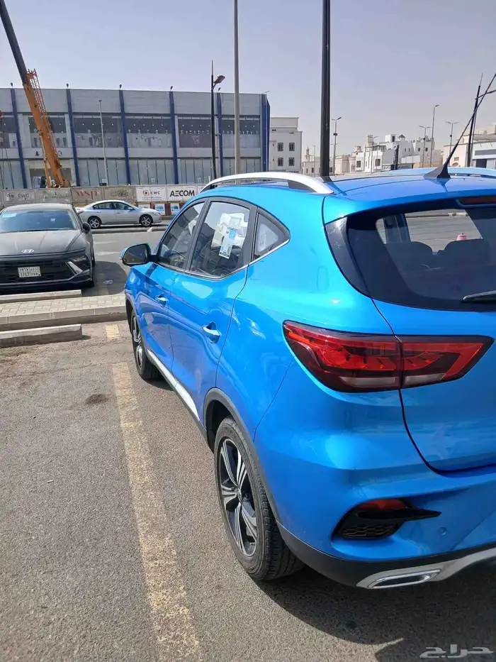 للتنازل بدون مقابل سيارة ام جى زد اس 2024 اوتوماتيك بنك ال 3