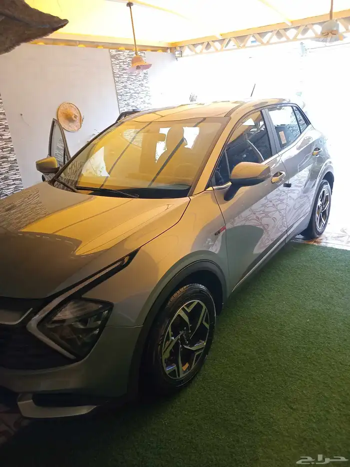 كيا سبورتاج نصف فل موديل 2023 جديد حجم المكينه 2000 12