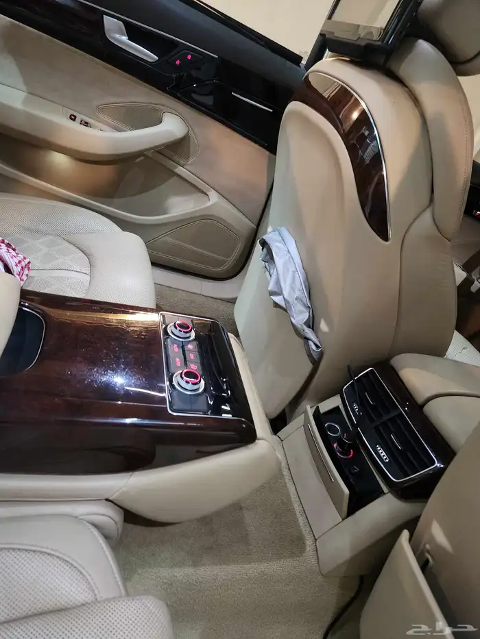 للبيع اودي A8 2014 فل كامل تحتاج لصيانة مكينة 10