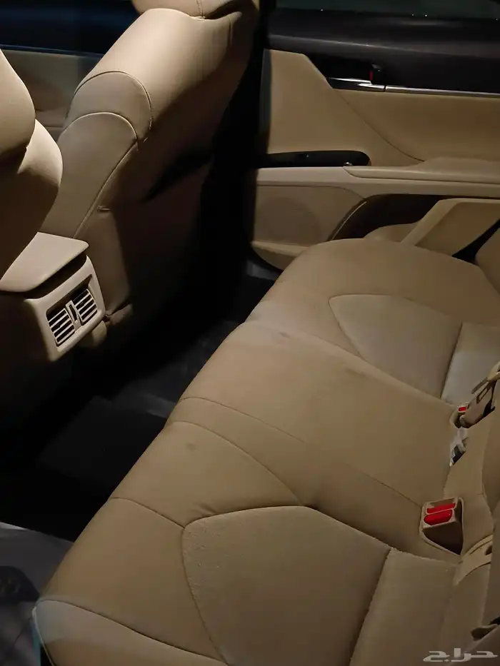 كامري موديل 2020 للبيع باقي عليها من البنك الراجحي الدفعة ال 2