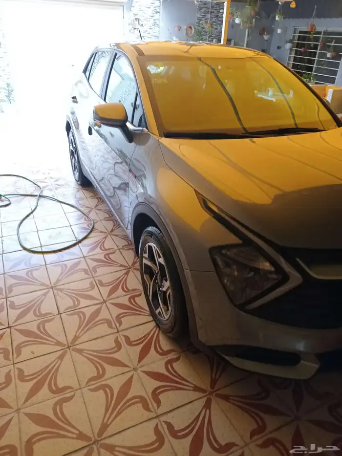 كيا سبورتاج نصف فل موديل 2023 جديد حجم المكينه 2000 8