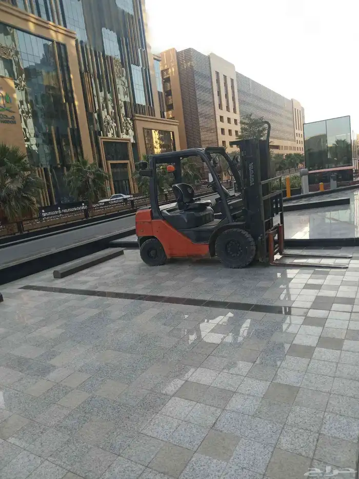 رافعه شوكيه للايجار 7