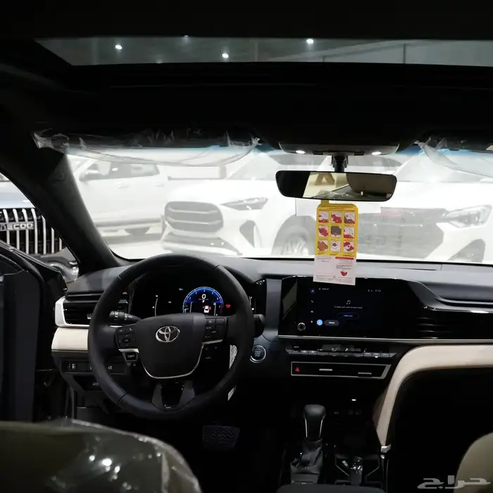 كامري LE موديل 2025 4