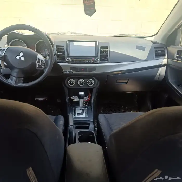 سياره قرش 2008 ملحق 2011 فتحه سقف تحكم كامل سياره سبور. 3