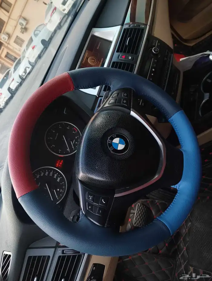 حشو كراسي بي ام دبليو X5 مع خياط دركسون مع تعديل مقابض الباب 9