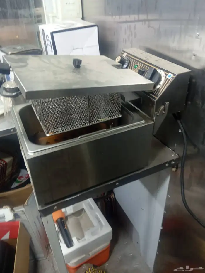 غلايه لبيع واثنين سرر نفر ونفر ونصف مع المراتب سعره كويس 3