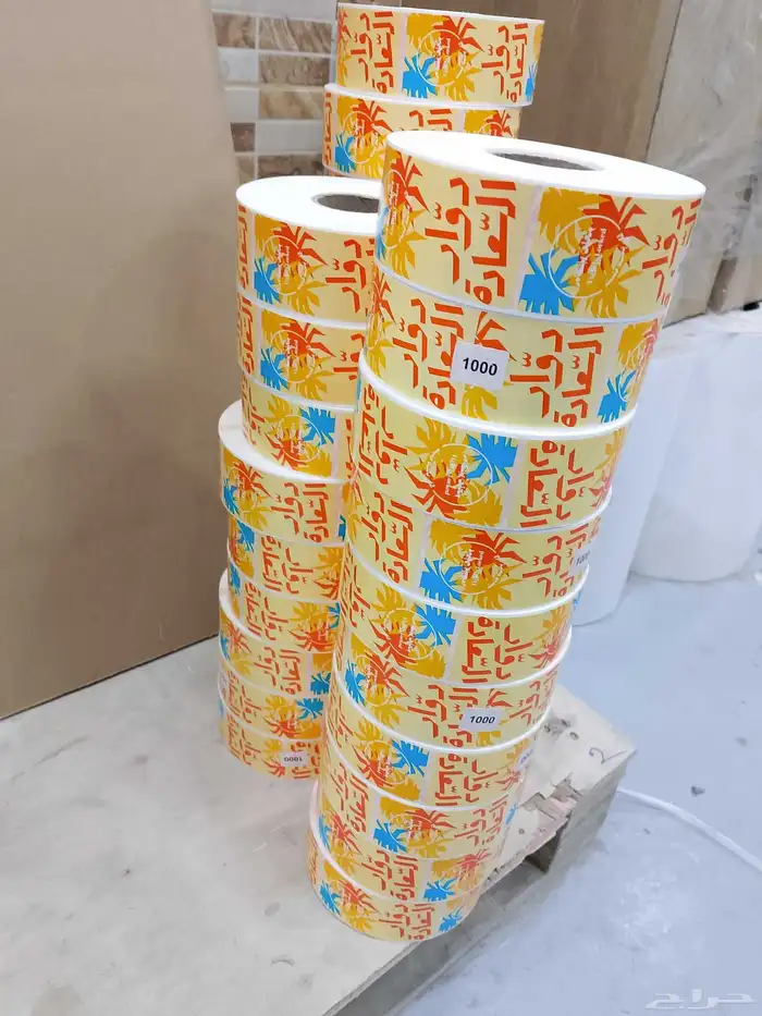 استيكر روول جميع الخامات موجوده وجوده طباعه وانتاج ممتاز 1