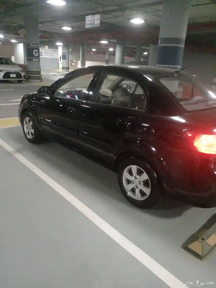 كيا ريو سياره مستعمل نطيفه 5