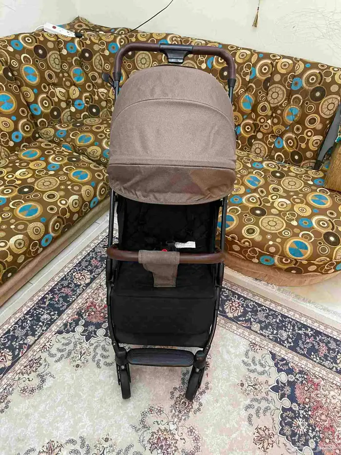 عرببه اطفال سترولر طياره جديده تماما تطلع الكابينه 7