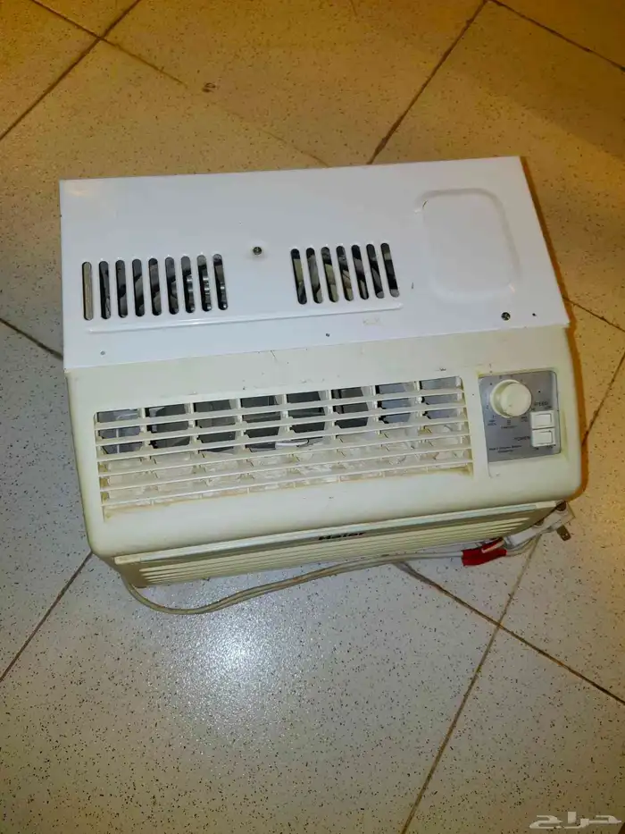 مكيف حجم صغير متنقل يحتاج إصلاح 4