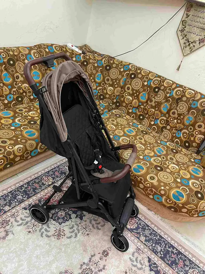 عرببه اطفال سترولر طياره جديده تماما تطلع الكابينه 8