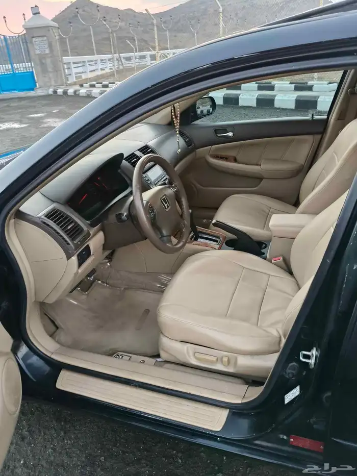 هوندا اكورد 2005 فل كامل 9