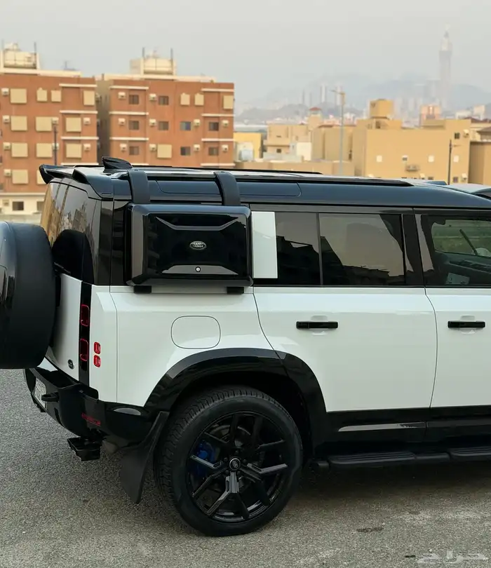 دفيندر HSE V6 7