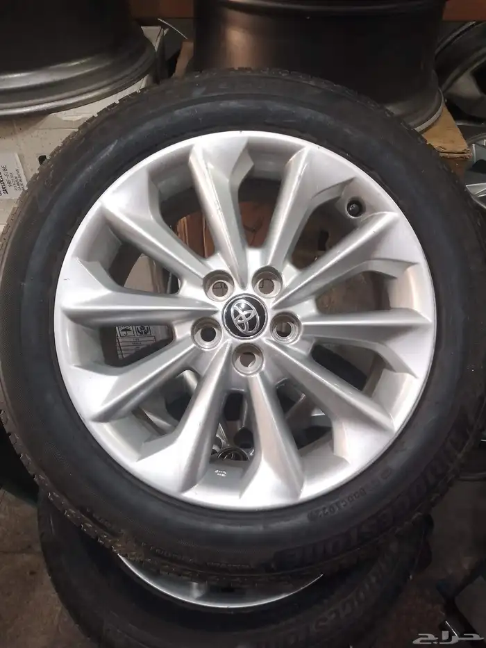 جنوط كورولا موديل2023 مقاس16 اصلي وكاله معى الكفرات 0