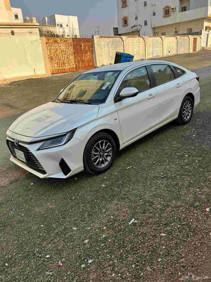 تويوتا يارس 2024l 8