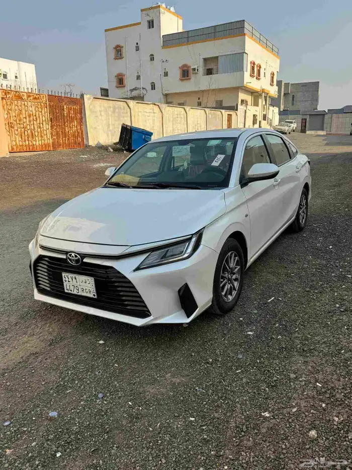 تويوتا يارس 2024l 10