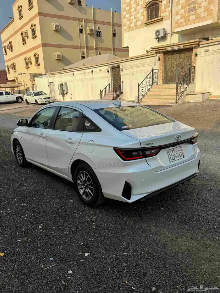 تويوتا يارس 2024l 5