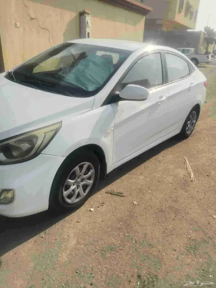 اكسنت لال بيع 3