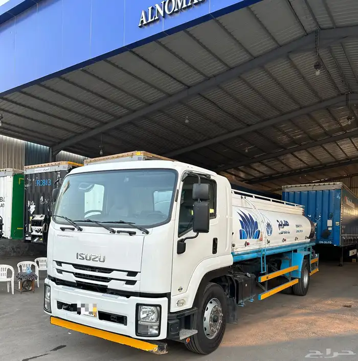 ايسوزو لوري 2023 تانكي مويه 0