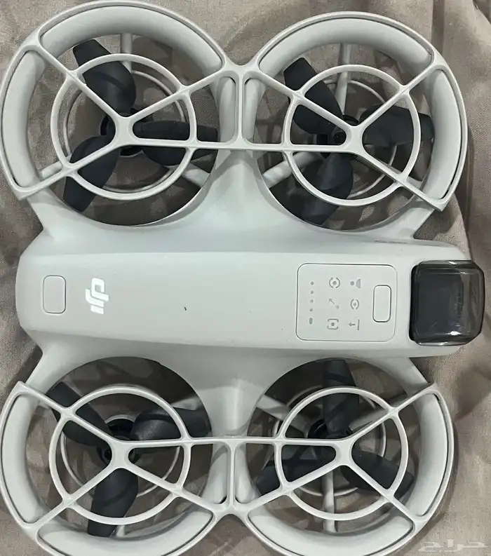 طائره Dji Neo درون 1
