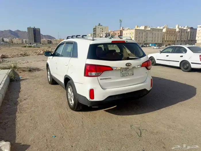 كيا جيب سورينتو 1