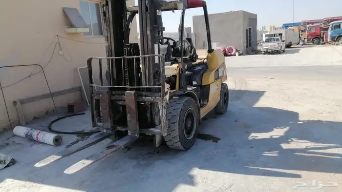 فوركليفت 5 طن 2