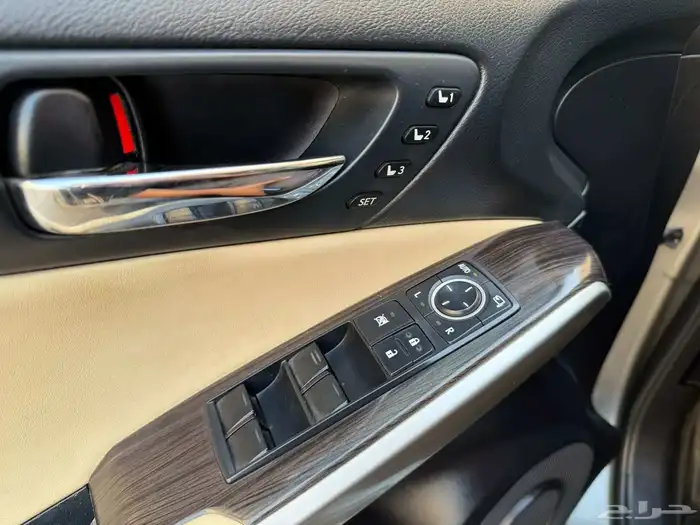 لكزس 2015 is350 فل كامل سعودي 14