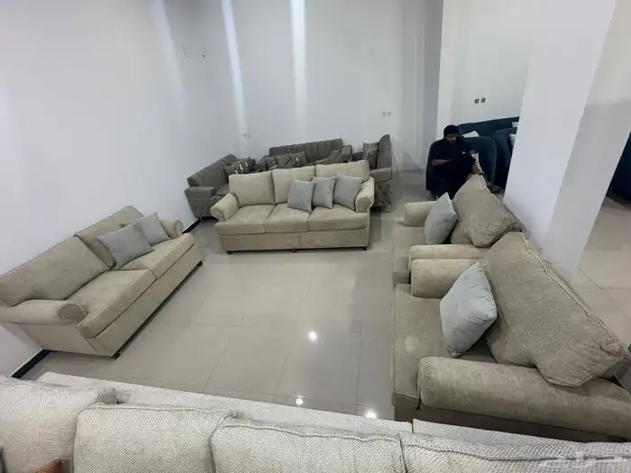 كنب جديد عليها عروض تصفيه نظام امريكي من 1500 شامل التوصيل 1