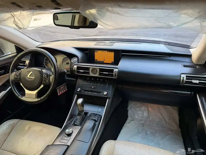 لكزس 2015 is350 فل كامل سعودي 22