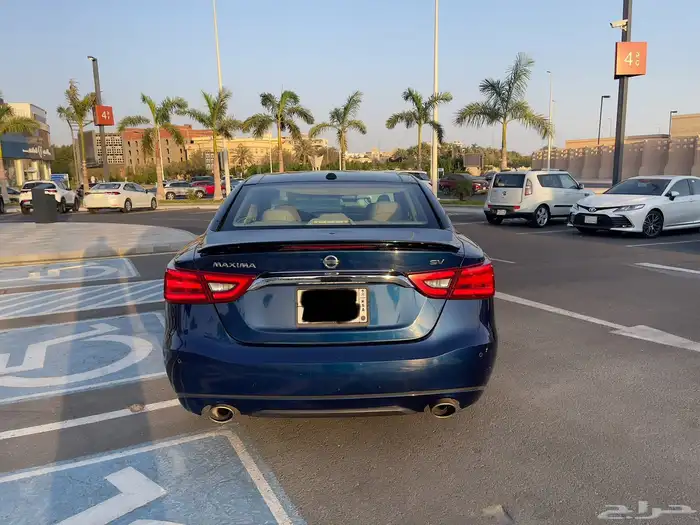 نيسان ماكسيما 2018 مالك واحد ممشى قليل 19